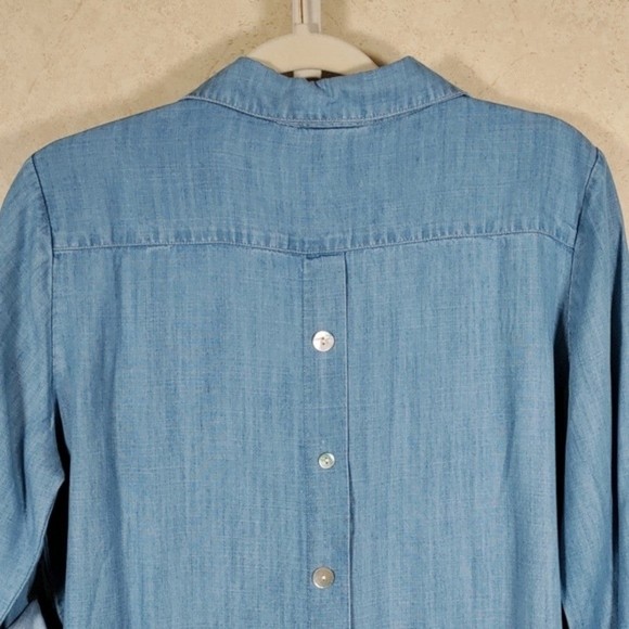 01549 Toofan blue chambray button front tabbed sleeve shirt M NWT - Picture 9 of 12